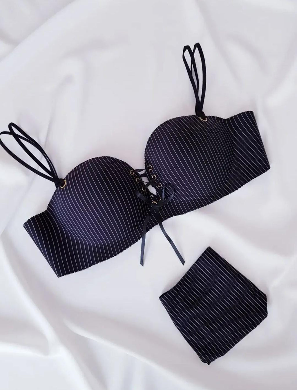 Front Stripped Laces Pushup Underwire Bra